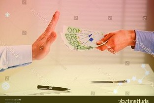 夏普员工福利：部分55岁以上的高管可提前退休，最高可额外获得6个月工资补